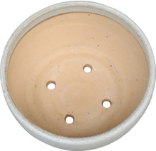 Květináč s drenážními otvory