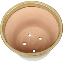 Květináč s drenážními otvory