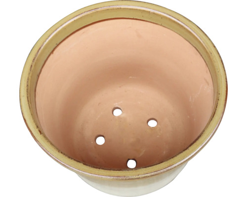 Květináč s drenážními otvory