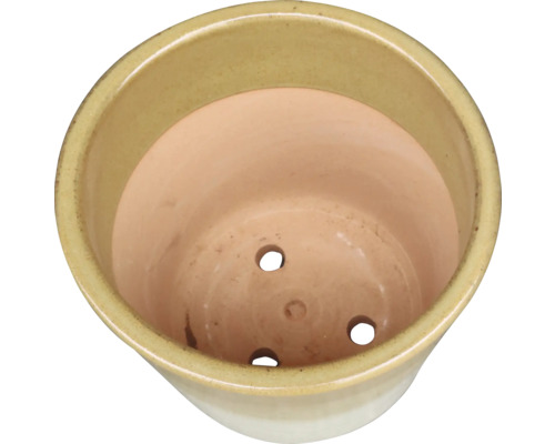 Květináč s drenážními otvory