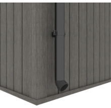 Detailní pohled na okap na fasádě