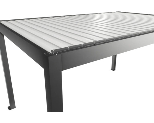 Ocelová pergola s lamelovou střechou