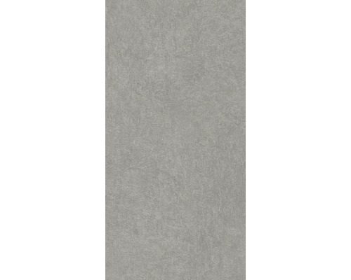 Šedá dlažba vzhledu betonu