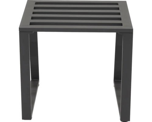 Kovová stolička s lamelovým sedákem