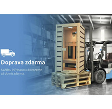 Infračervená sauna na paletě přepravovaná vysokozdvižným vozíkem