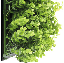 Rohož z umělých rostlin se zelenými listy