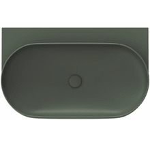 Pohled shora na umyvadlo s odkládací plochou