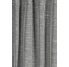 Závěs ze šedé tkaniny s přírodní texturou
