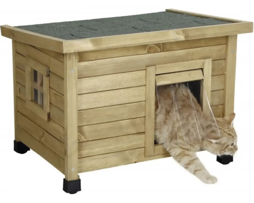 Kočka vstupuje do dřevěného domu s oknem a kočičími dvířky