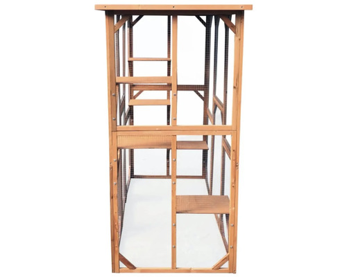 Dřevěná venkovní voliéra pro kočky s několika úrovněmi a pletivem