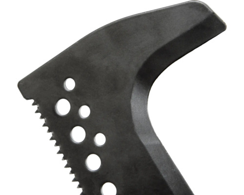 Detailní záběr krumpáče se zubatým okrajem a otvory