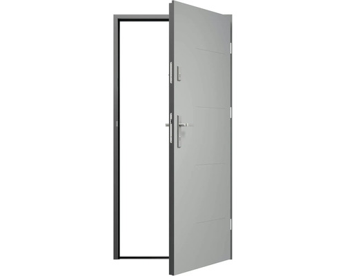 Otevřené venkovní dveře s klikou a zámkem