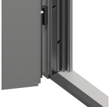 Detailní pohled na dveře s těsnicím profilem