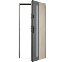 Otevřené vchodové dveře se skleněnou vložkou