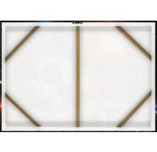 Zadní strana plátna s dřevěným rámem