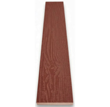 Terasa z dřevoplastu s dřevěnou strukturou