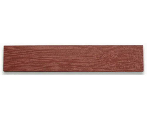 Terasa z dřevěných prken s dřevěnou kresbou