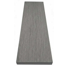 Terasa z dřevoplastu