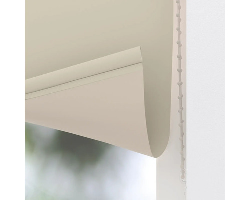 Detailní pohled na roletu s řetízkovým ovládáním