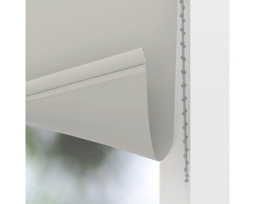 Detailní pohled na roletu s řetízkovým ovládáním