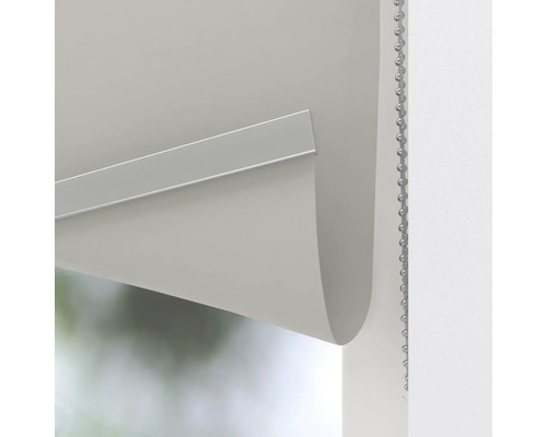 Detailní pohled na roletu s řetízkovým pohonem