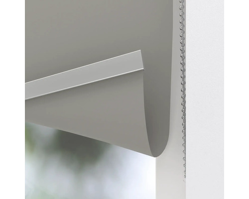 Detailní pohled na roletu s řetízkovým mechanismem