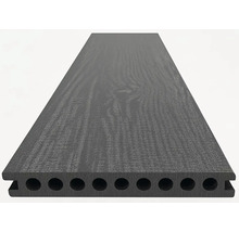 Terasa z kompozitního materiálu s dutým komorovým profilem