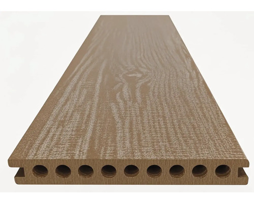 Terasa z dřevo-polymerového materiálu s dutým komorovým profilem