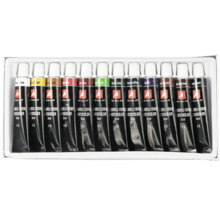 Sada akvarelových barev s různými odstíny v jednotlivých tubách.