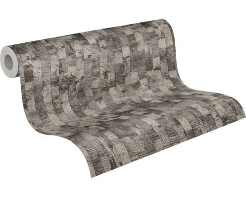 Role tapety s dřevěným vzhledem