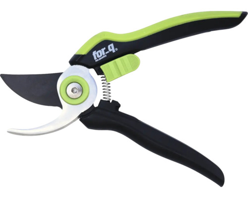 Zahradní nůžky s černou rukojetí a čepelí