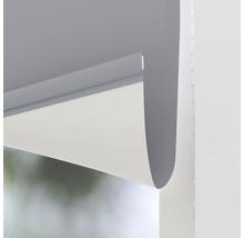 Částečně rozvinutá roleta pro zatemnění oken