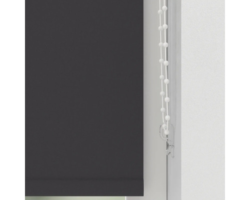 Roleta s ovládacím řetízkem k dekoraci okna