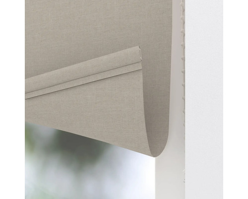 Srolovaná textilní roleta na okno