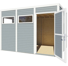 Zahradní domek se dvěma okny a otevřenými dvoukřídlými dveřmi