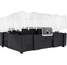 Návnadová stanice na myši s průhledným okénkem