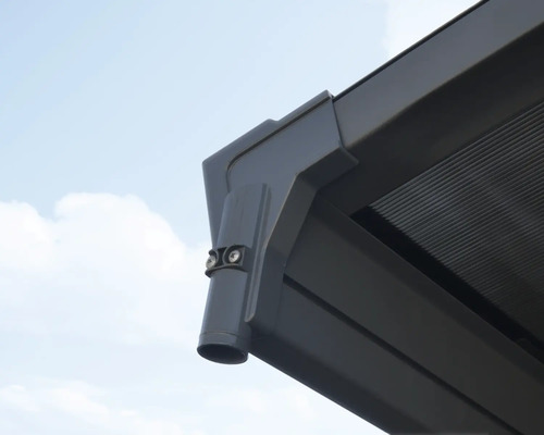 Detail terasového zastřešení s odvodňovacím systémem