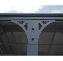 Detail sloupku altánu s upevněním střechy