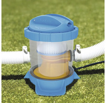 Čistič bazénů pro úpravu vody na trávníku