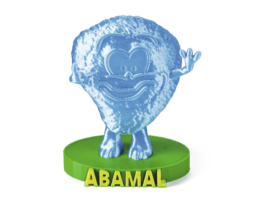 Kreslená postavička Abamal na zeleném podstavci