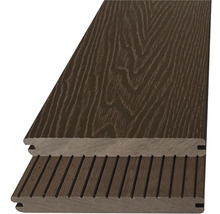 Terasy z dřevo-polymerového kompozitu s perem a drážkou