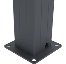 Detailní pohled na držák sloupku plotu pro montáž plotových dílců