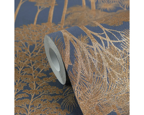 Role tapety se stromovým designem