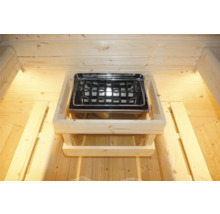 Saunová kamna v dřevěném rámu