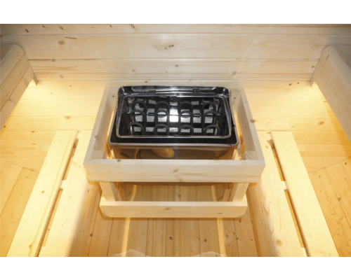 Saunová kamna v dřevěném rámu