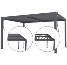 Pergola s nastavitelnými lamelami pro stínění v zahradě.