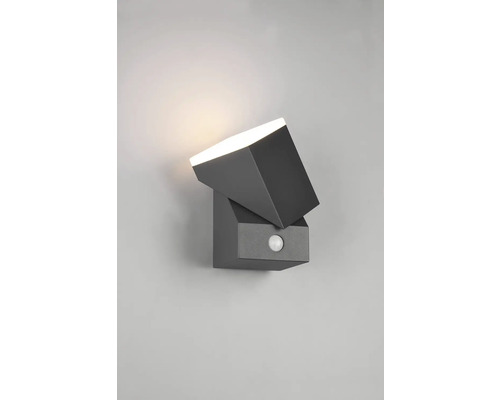 Moderní nástěnné svítidlo s pohybovým senzorem