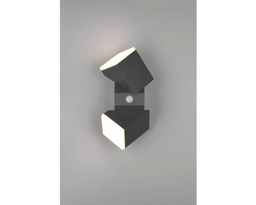 Černé nástěnné svítidlo se dvěma krychlovými reflektory a pohybovým senzorem