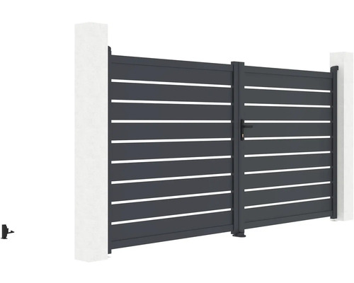 Dvoukřídlá hliníková brána s klikou a klíčem mezi dvěma sloupky