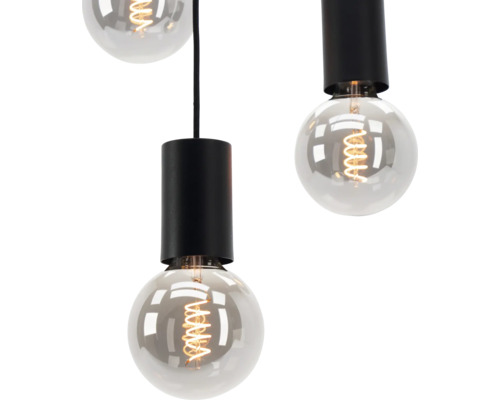 Detail závěsného svítidla se žárovkami